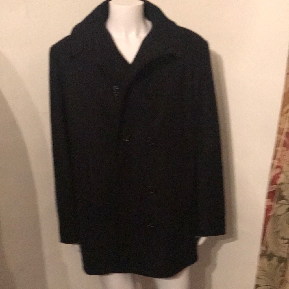 Men blue pea coat size 44 large 85% wool 15 polyester